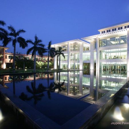 Jaypee Palace Hotel Agra  Esterno foto