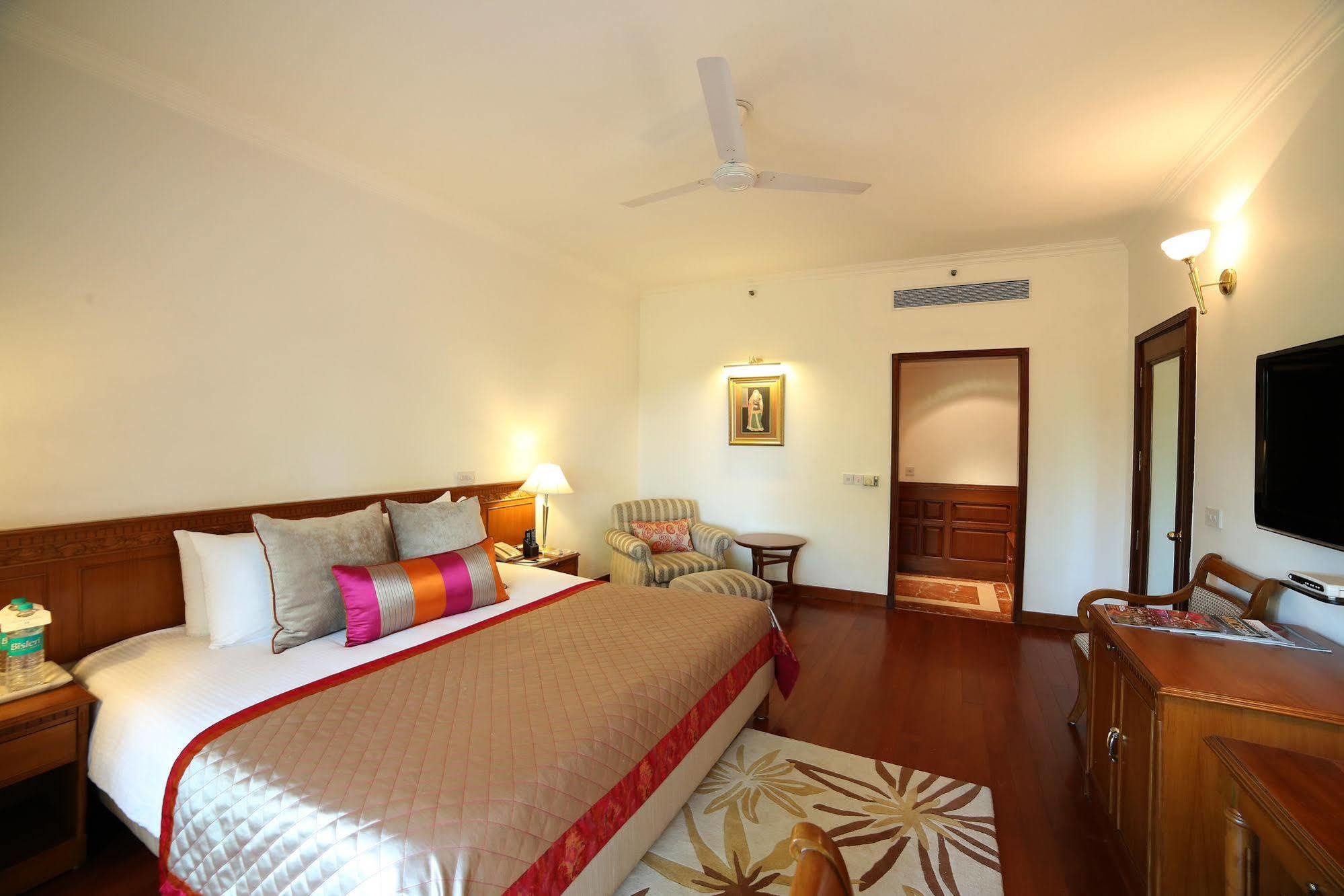 Jaypee Palace Hotel Agra  Esterno foto